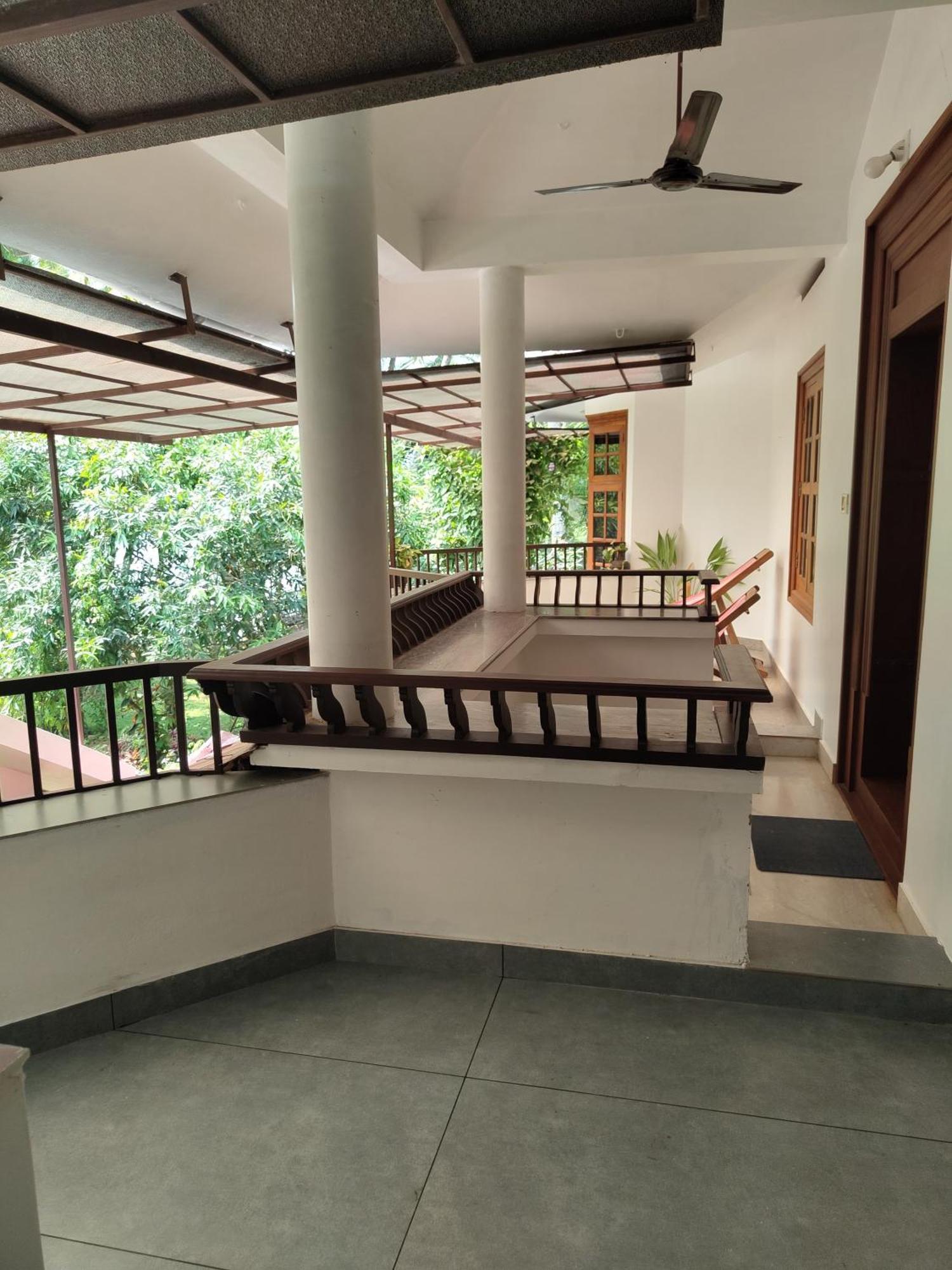 Maleyam Homestay Riverside Кожикоде Екстер'єр фото
