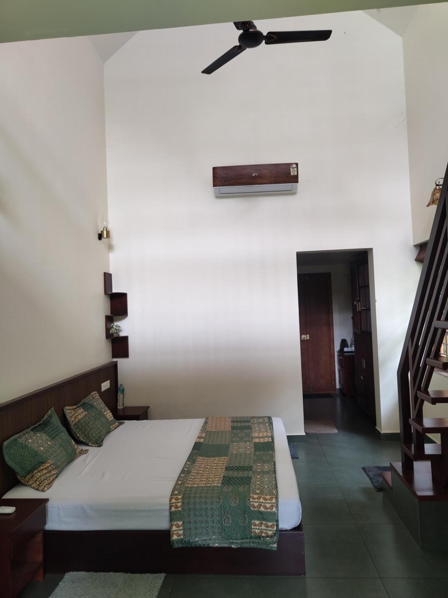 Maleyam Homestay Riverside Кожикоде Екстер'єр фото