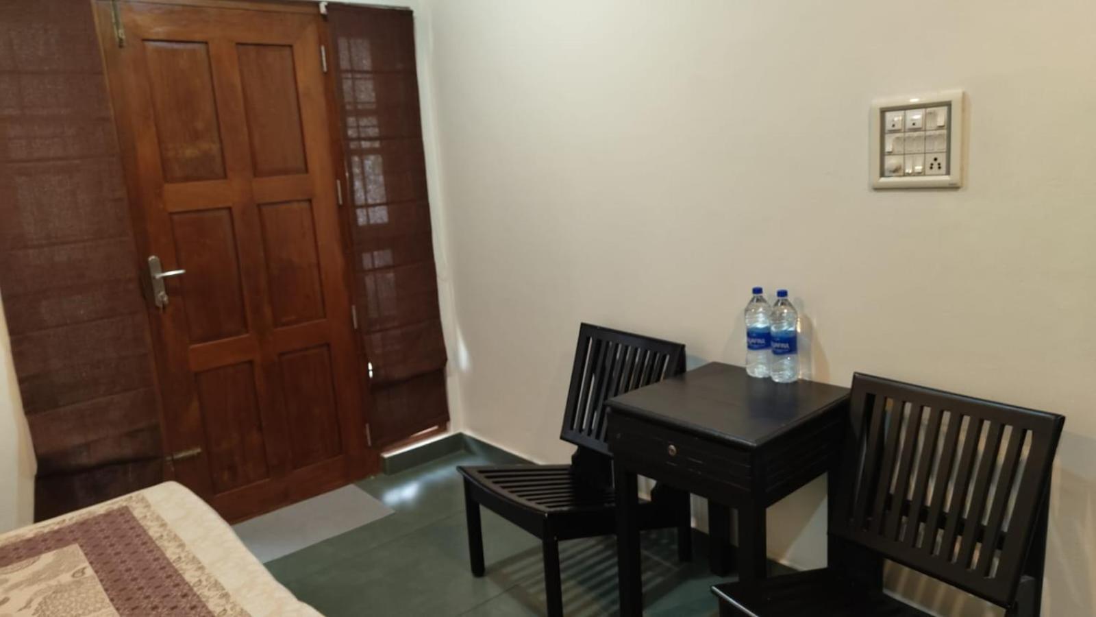 Maleyam Homestay Riverside Кожикоде Екстер'єр фото