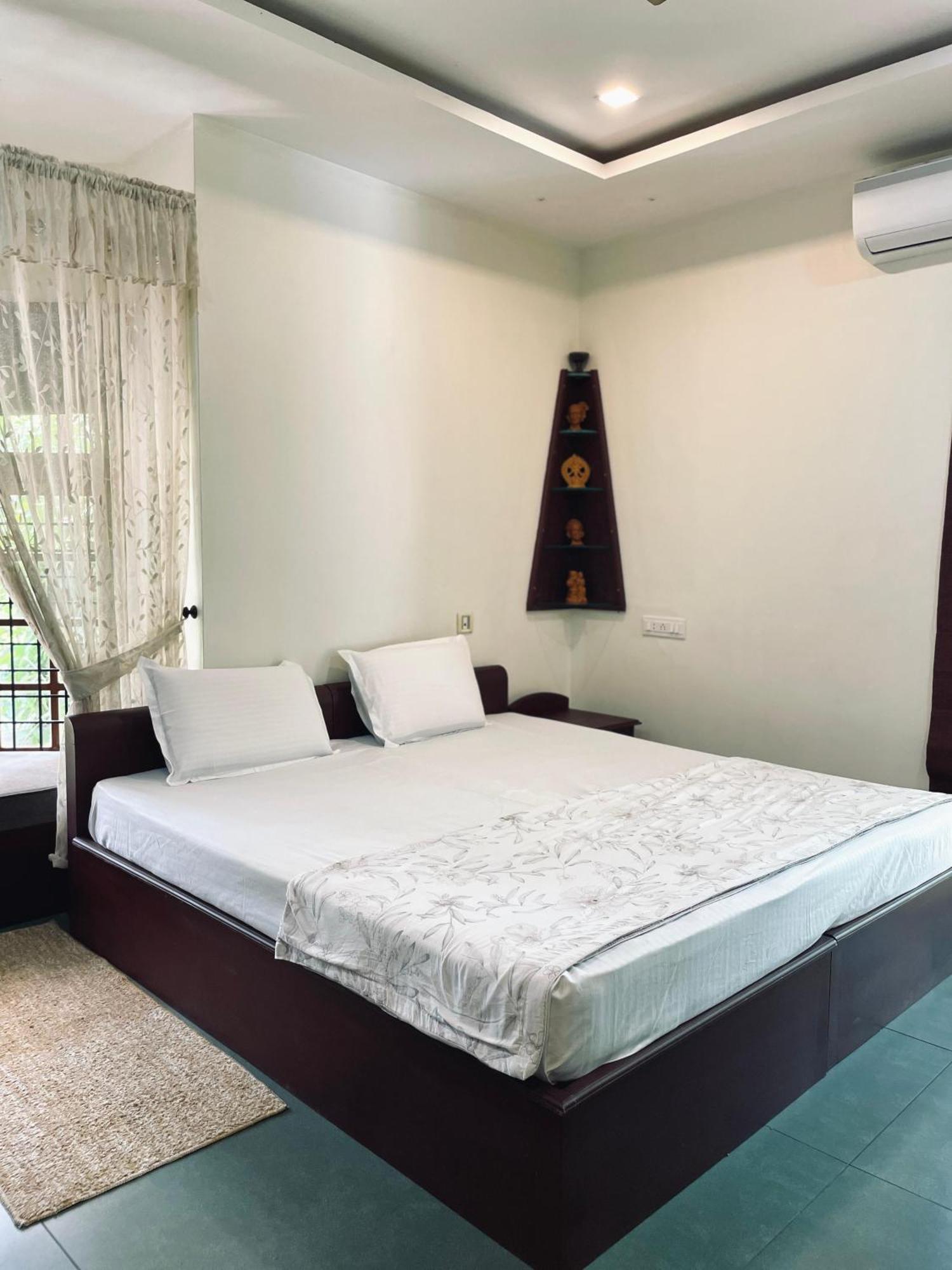 Maleyam Homestay Riverside Кожикоде Екстер'єр фото